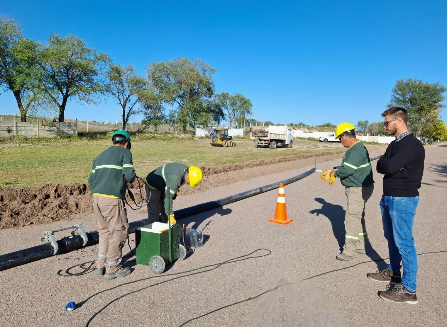 Avanza una obra estratégica para garantizar agua potable en General Acha