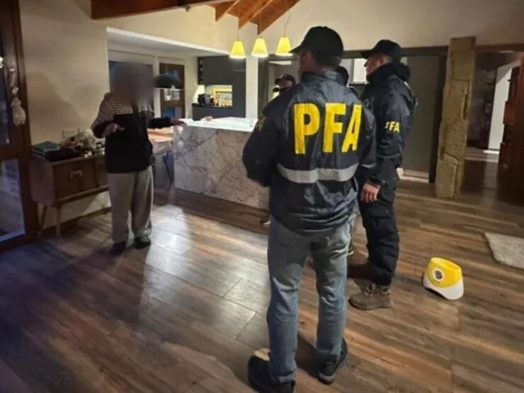 San Martín de los Andes: cayó una red criminal que lavaba millones en criptomonedas y contrabandeaba cobre a Estados Unidos