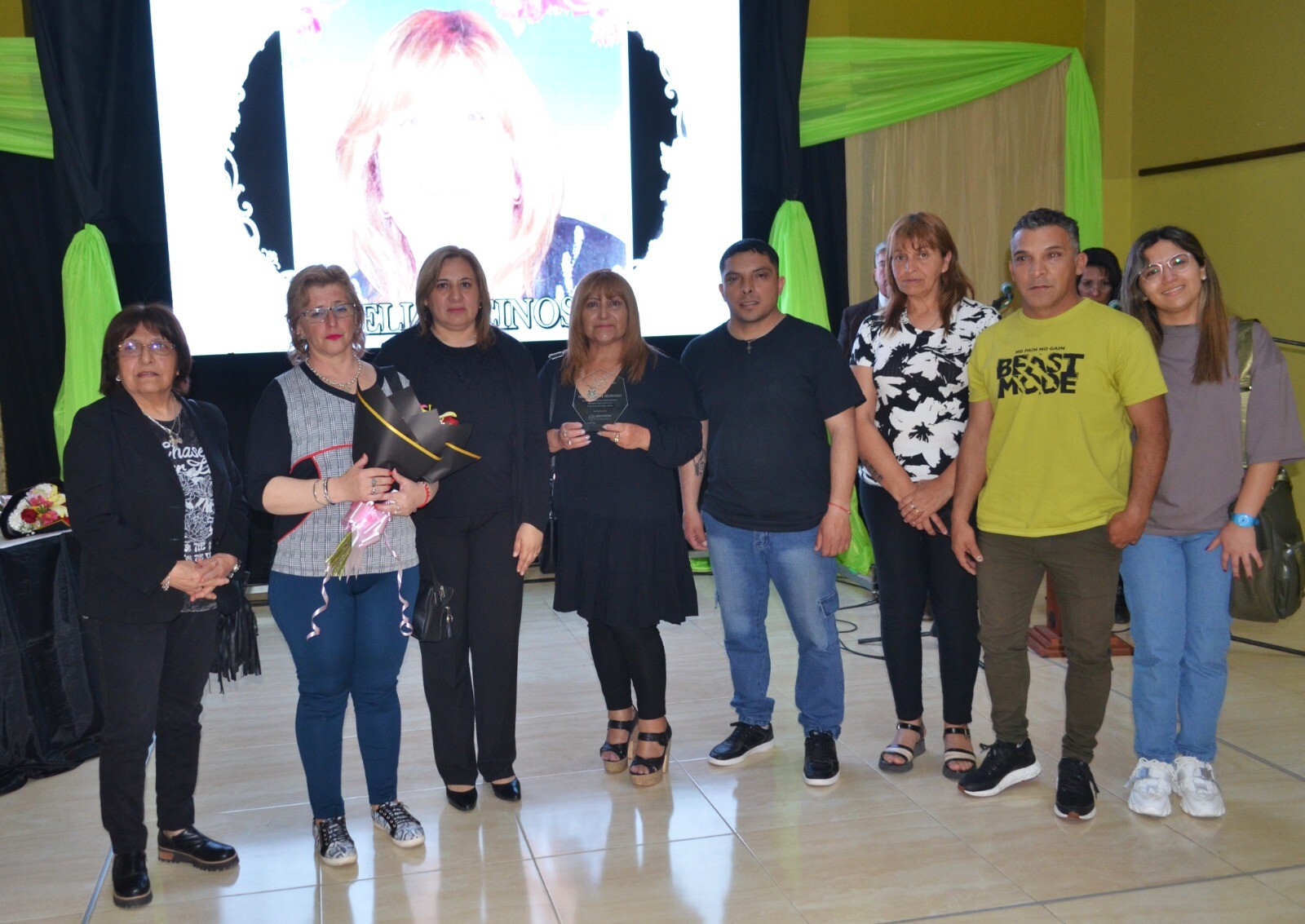 La comunidad de San Martín se reunió durante la jornada del  jueves para celebrar el 82° aniversario de la fundación del departamento.