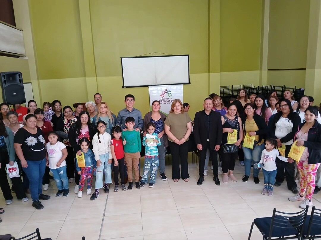 La Municipalidad de San Martín junto  al equipo de dirección de Desarrollo Social  hicieron entrega de 101 pares de anteojos a personas que requerían contar con esta asistencia por su situación económica y sanitaria.