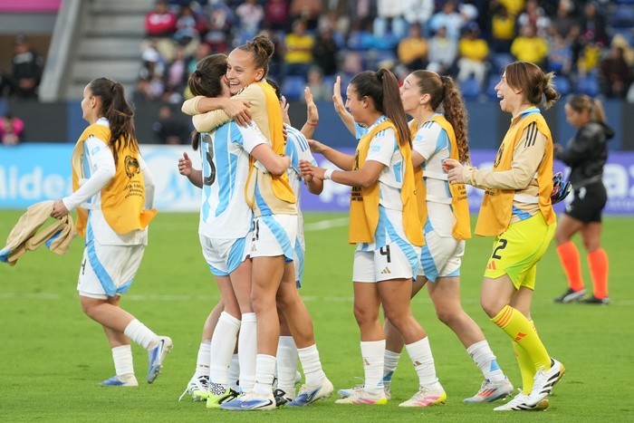 argentinafemeninabroncecopaamerica.jpg Argentina Fem le ganó por penales a Uruguay y fue 3º en la Copa América