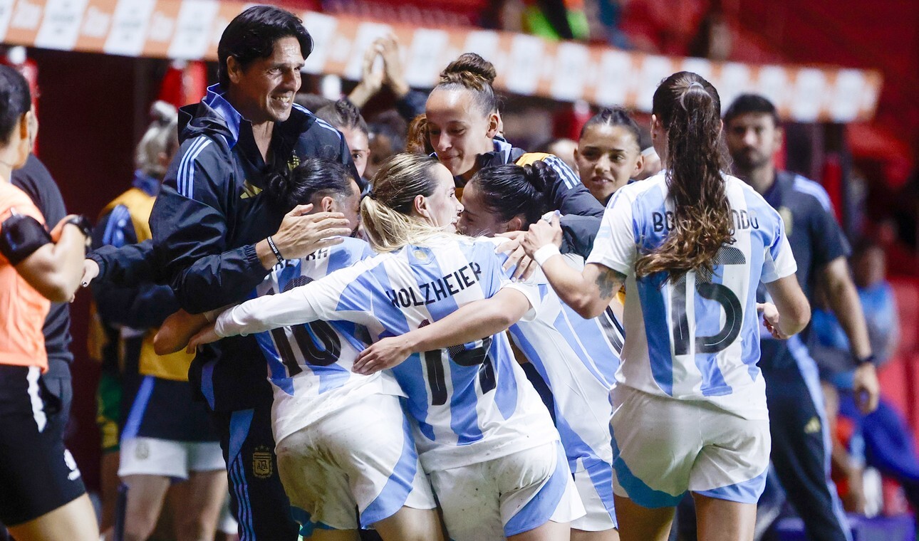 Argentina le ganó a Paraguay en el inicio de la Liga de las Naciones Femenina
