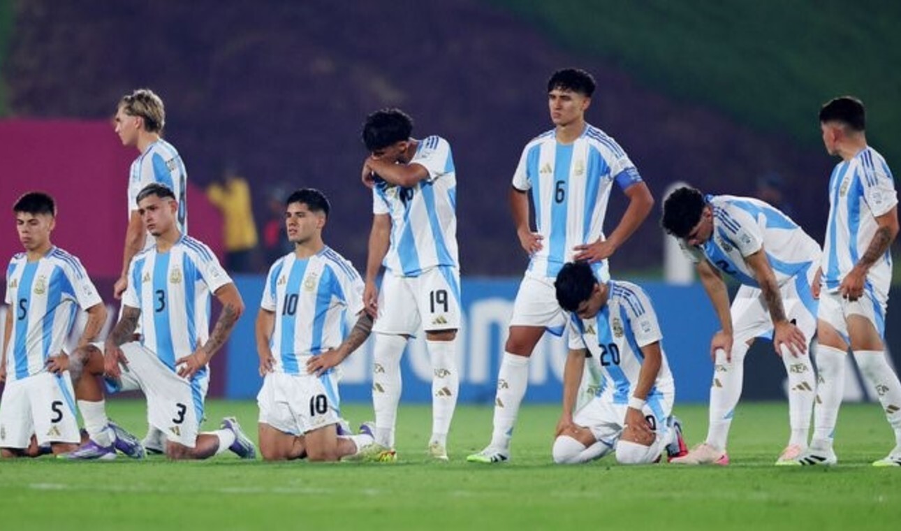 Argentina cayó con México en los penales y se despidió de Qatar