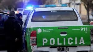 Dos jóvenes aprehendidos por el arrebato de una cartera