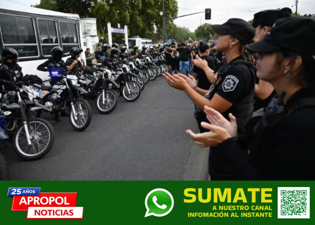 ascensos2025.jpg Pullaro firmó el decreto de ascensos policiales 2025