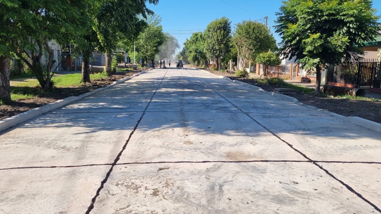 asfalto en vo.jpeg Quedó Habilitada la calle Tibaldo entre Roberto Mejías y Dr. Garro