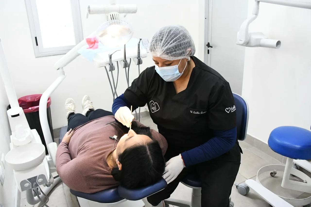 atencion-del-movil-odontologico-2.webp ATENCIÓN ODONTOLÓGICA GRATUITA EN SALTA: DÓNDE Y CÓMO ACCEDER