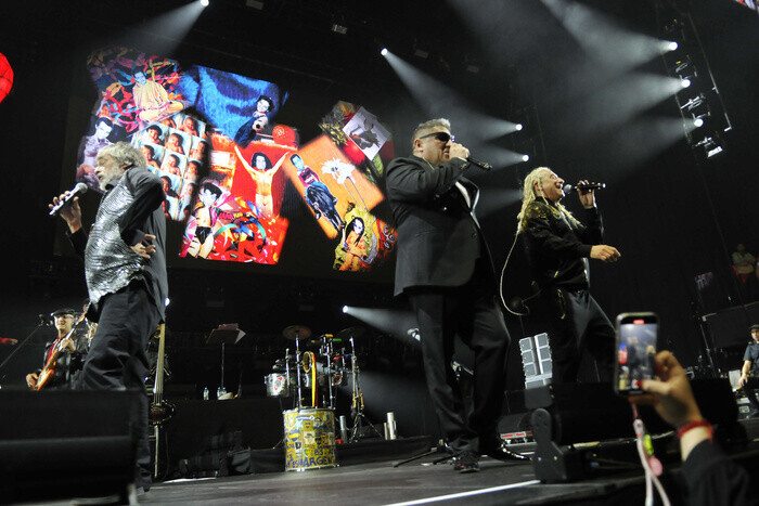 Los Decadentes festejaron los 30 años de Mi Vida Loca en el Arena