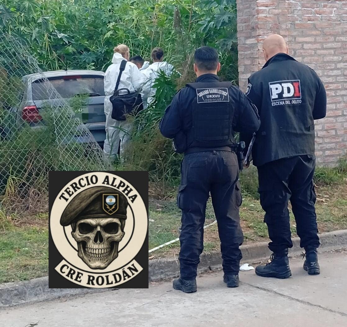 Roldán: Encontraron un auto robado oculto en un terreno baldío