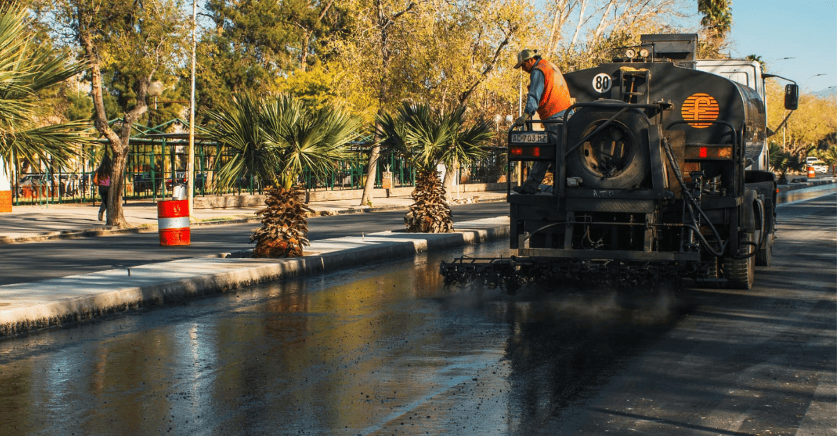 Avenida Libertador innova con geogrillas para reforzar su pavimento