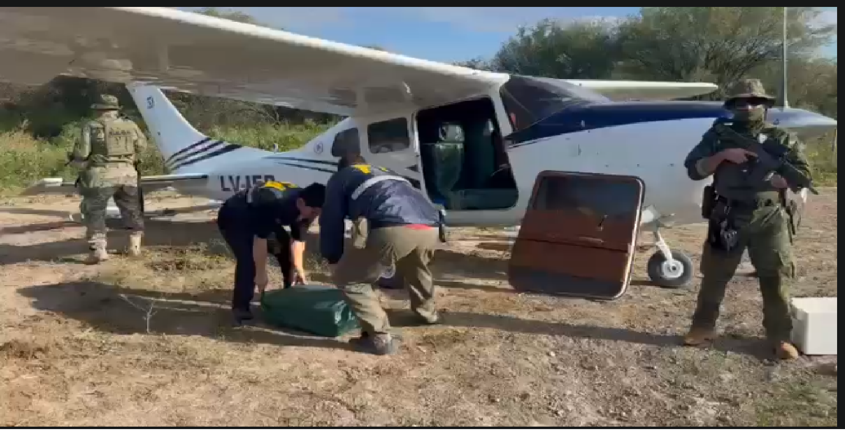GOLPE AL NARCOTRÁFICO EN SANTA FE: SECUESTRAN MÁS DE 400 KILOS DE COCAÍNA Y DETIENEN A 8 PERSONAS
