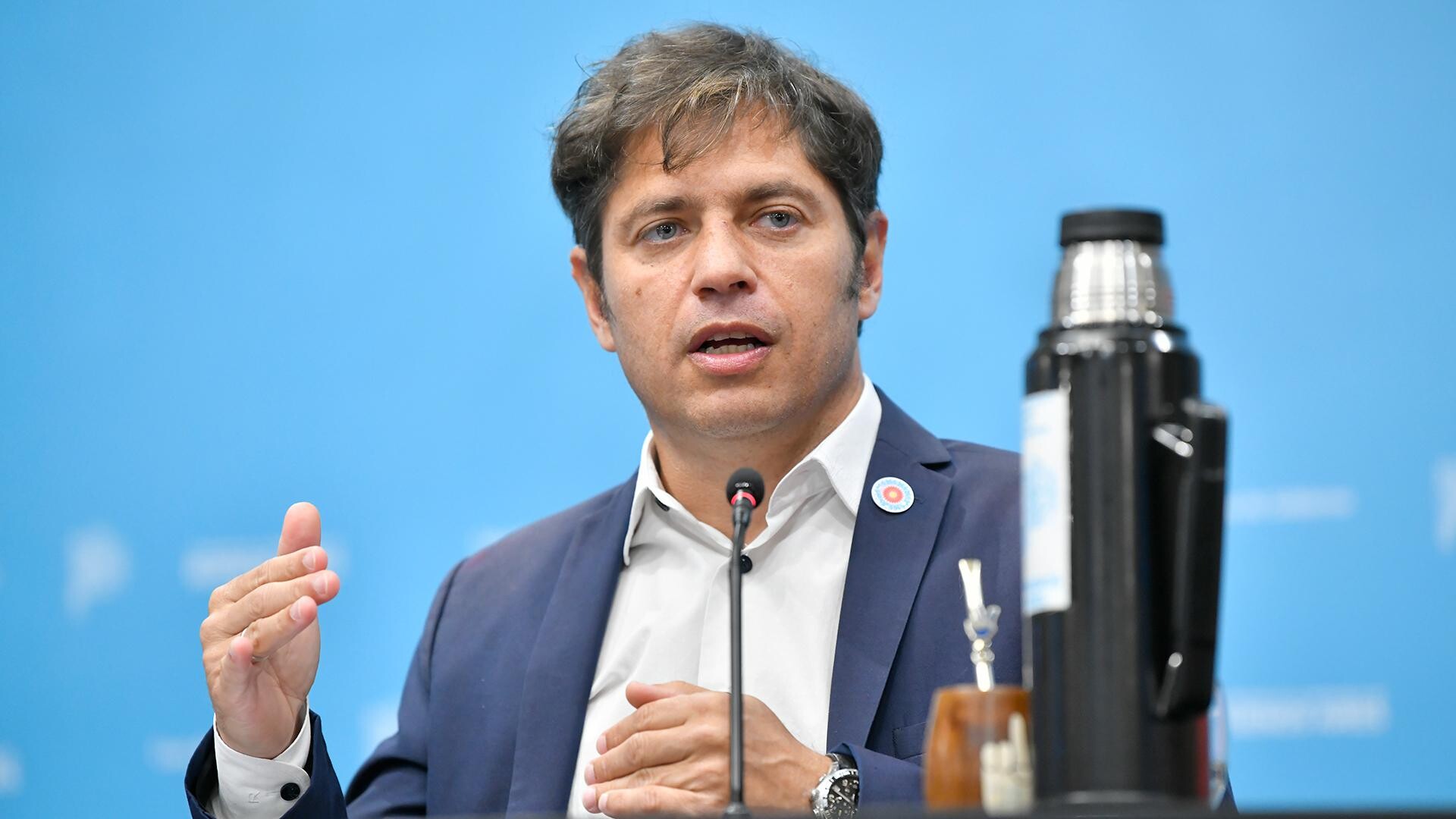 AXEL KICILLOF LLEGA A CORRIENTES PARA REUNIRSE CON EL GOBERNADOR Y PRESENTAR UN LIBRO EN LA FACULTAD DE DERECHO.