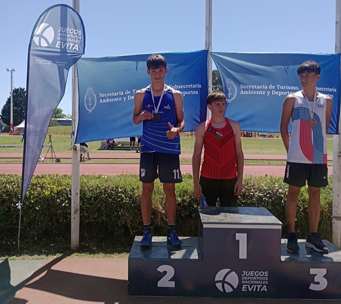 LA PRIMERA MEDALLA PARA EL CHACO LLEGÓ DEL ATLETISMO COVENCIONAL