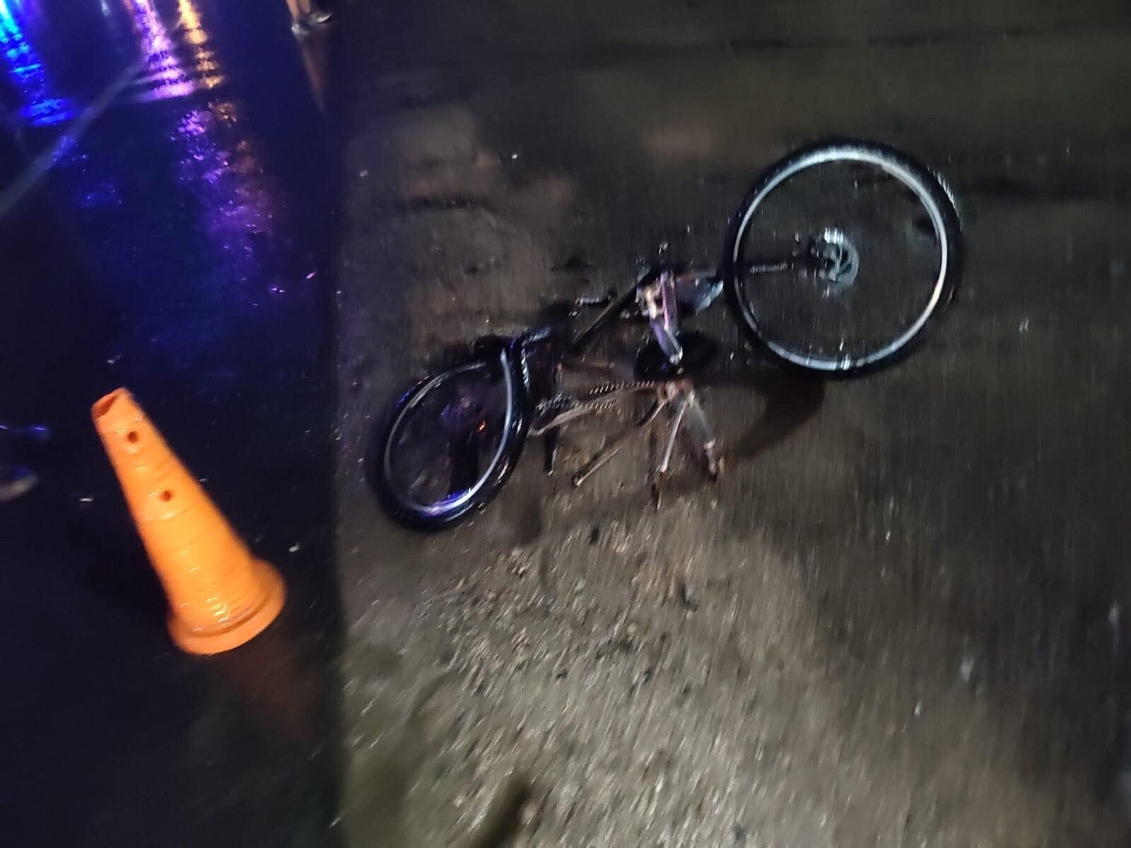 b.jpg Un ciclista perdió la vida sobre el puente El Chacho