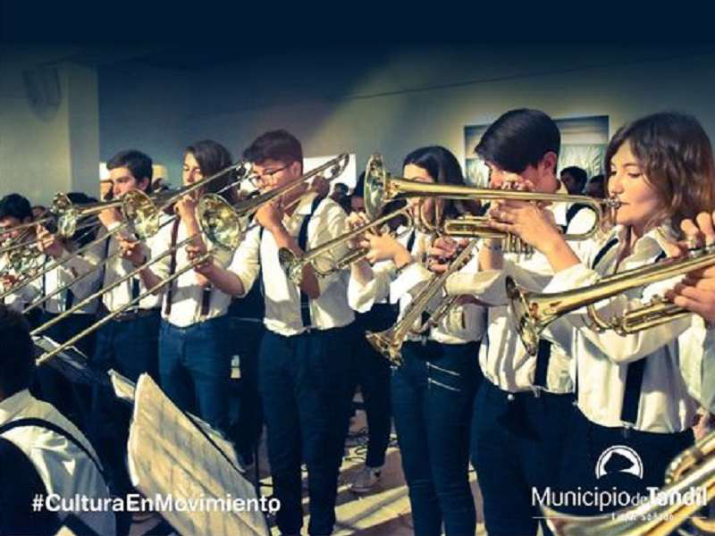 BANDA JUVENIL MUNICIPAL-CONCIERTO PARA ESCUELAS