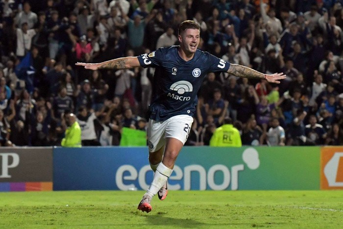 barbierijuanindependienterivadavia.jpg Independiente Rivadavia se lo dio vuelta a Racing y lo complicó