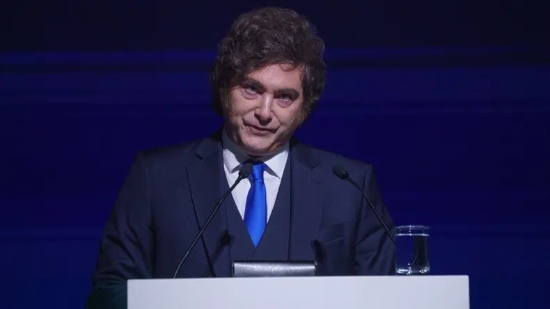 b.jpg La imagen de Javier Milei sigue cayendo y ya se encuentra entre los peores presidentes de Latinoamérica