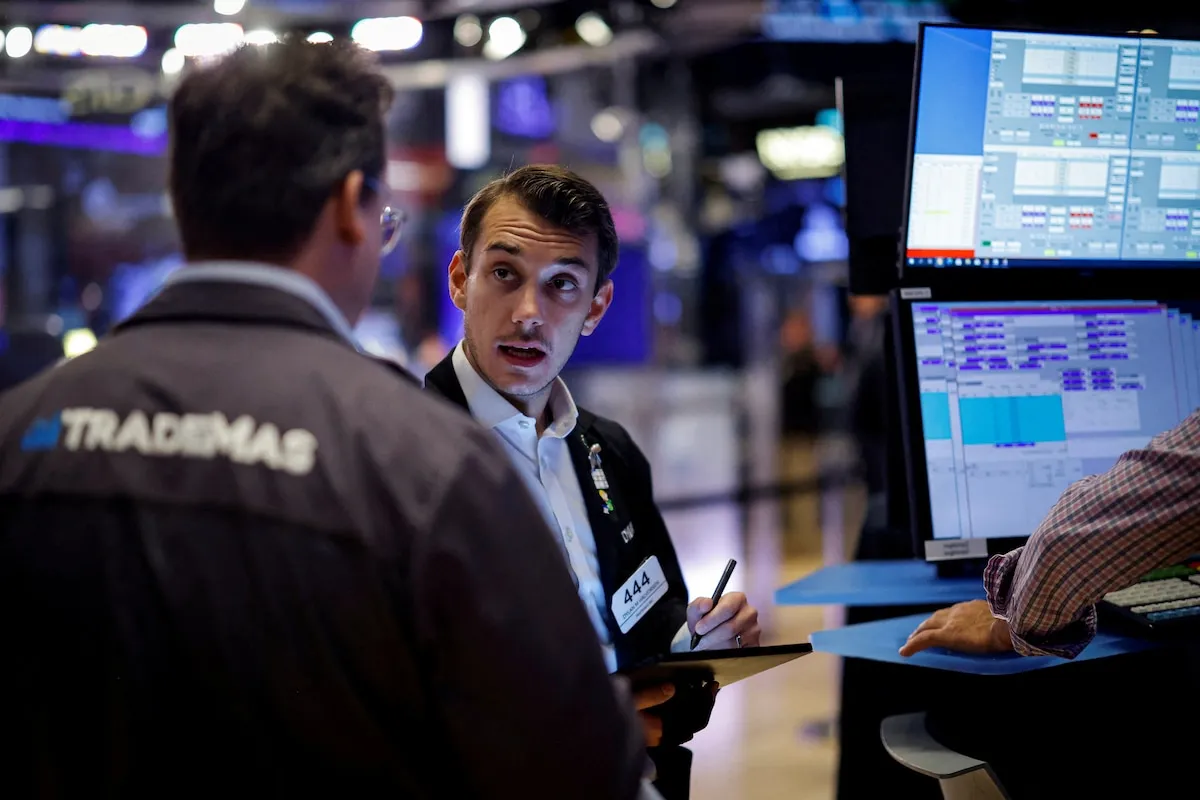 Vuelven a caer las acciones argentinas en Wall Street y el riesgo país se acerca a los 1.000 puntos