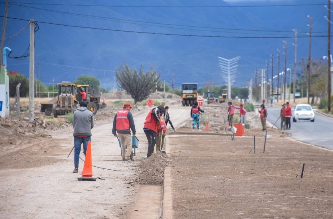 b.jpg El Intendente destacó obras en zona sur, cuestionó el recorte de fondos y advirtió sobre la situación social