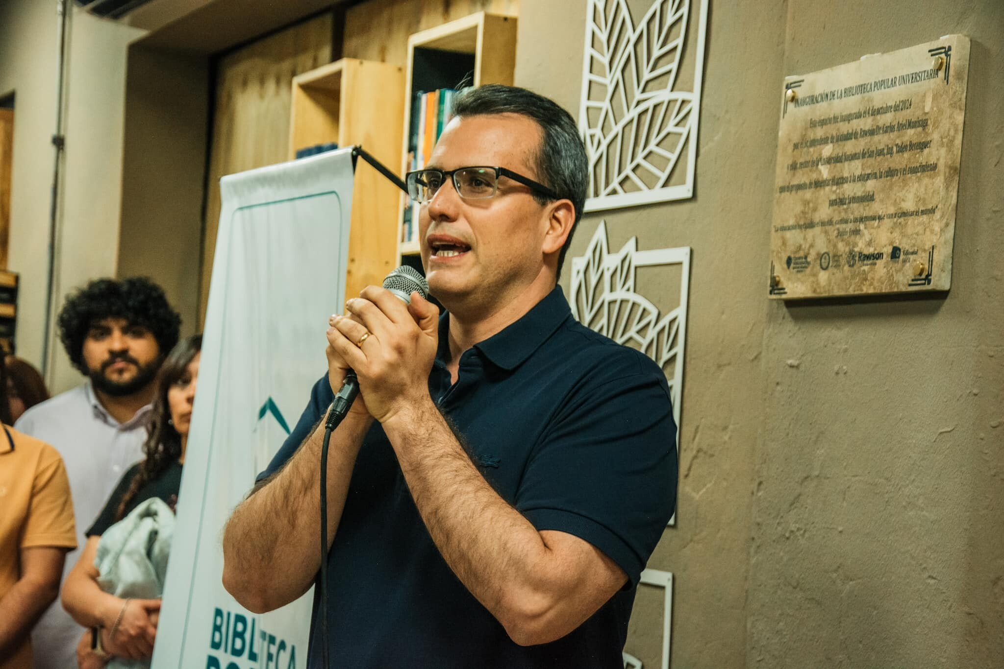 En marco de la XV Feria de la Cultura Popular y el Libro 2024  se inauguró junto a la Universidad Nacional de San Juan UNSJ, la Biblioteca Popular Universitaria en el Centro de Vinculación Universitario