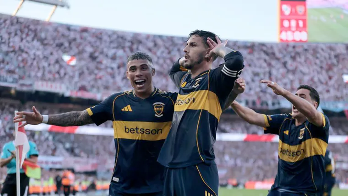 BOCA GOLPEÓ EN EL FINAL Y SE QUEDÓ CON EL SUPERCLÁSICO ANTE RIVER