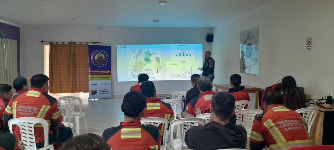 bosques plenario.jpg Chubut realizó plenario operativo para repasar acciones de prevención de incendios forestales