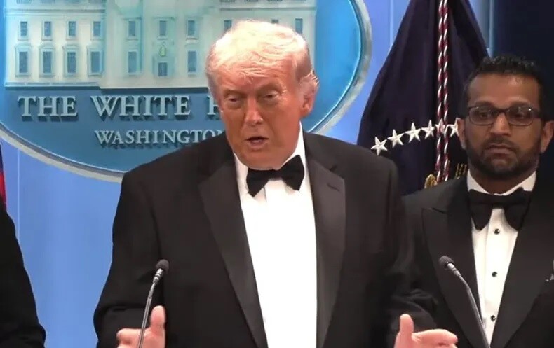 c.jpg El FBI investiga el móvil del atentado contra Donald Trump y una carta que el sospechoso envió a su familia