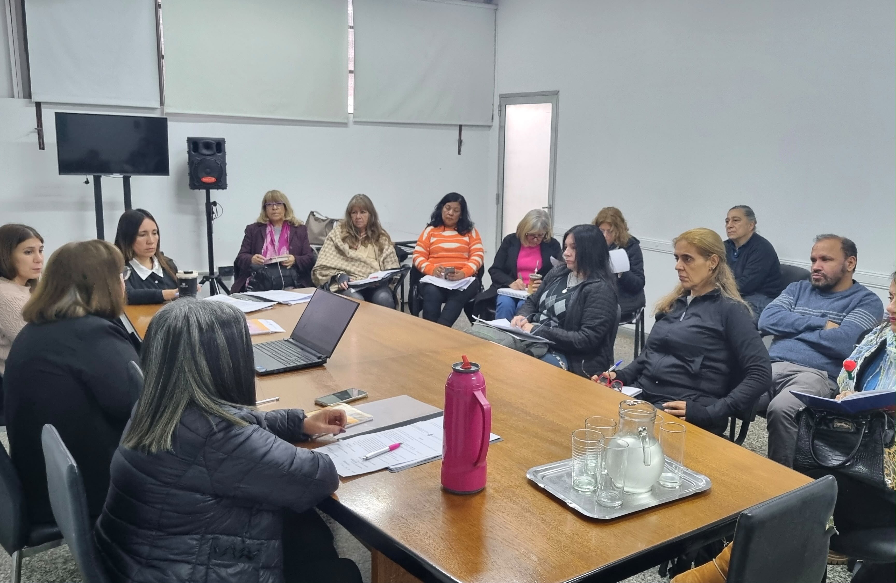 EDUCACIÓN AVANZA EN EL ORDENAMIENTO DE LAS POF DE ESCUELAS SECUNDARIAS PARA FORTALECER LA ORGANIZACIÓN DEL SISTEMA Y LOS PRÓXIMOS CONCURSOS DOCENTES