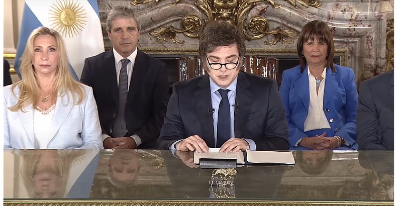 En cadena nacional, el presidente Javier Milei confirmó el levantamiento del cepo cambiario y detalló un nuevo acuerdo con el FMI por USD 20.000 millones.