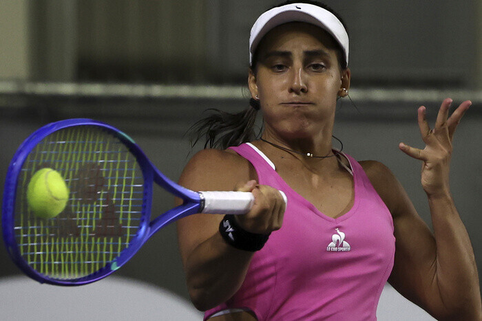 Indian Wells: Siniekova fue mucha para Carlé. Debutan tres argentinos