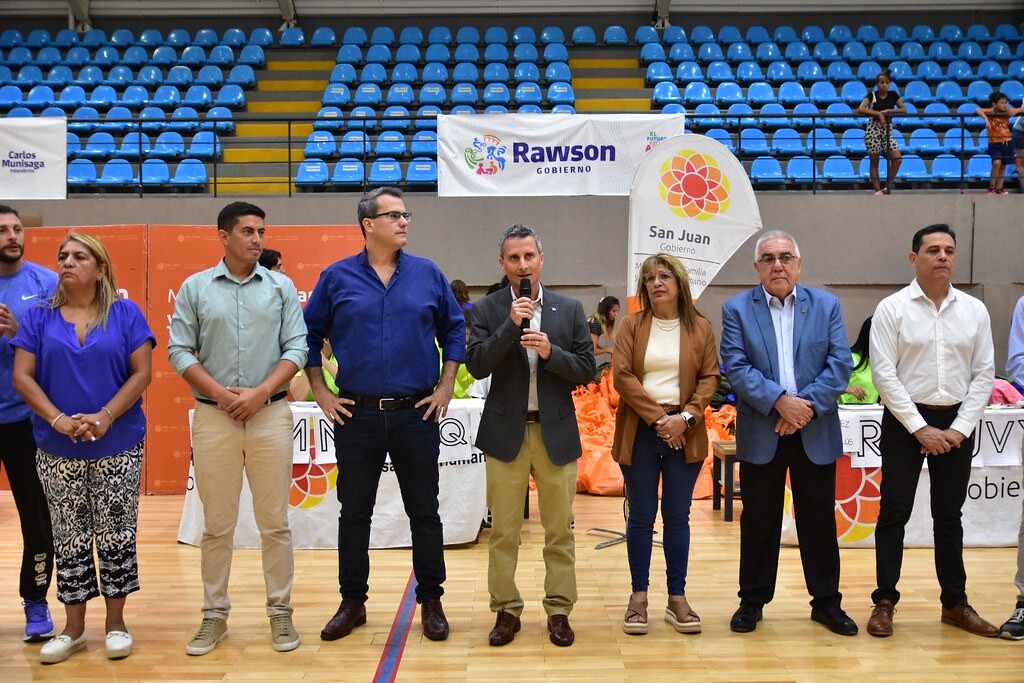 Desarrollo Humano entregó más de 2200 kits escolares en Rawson