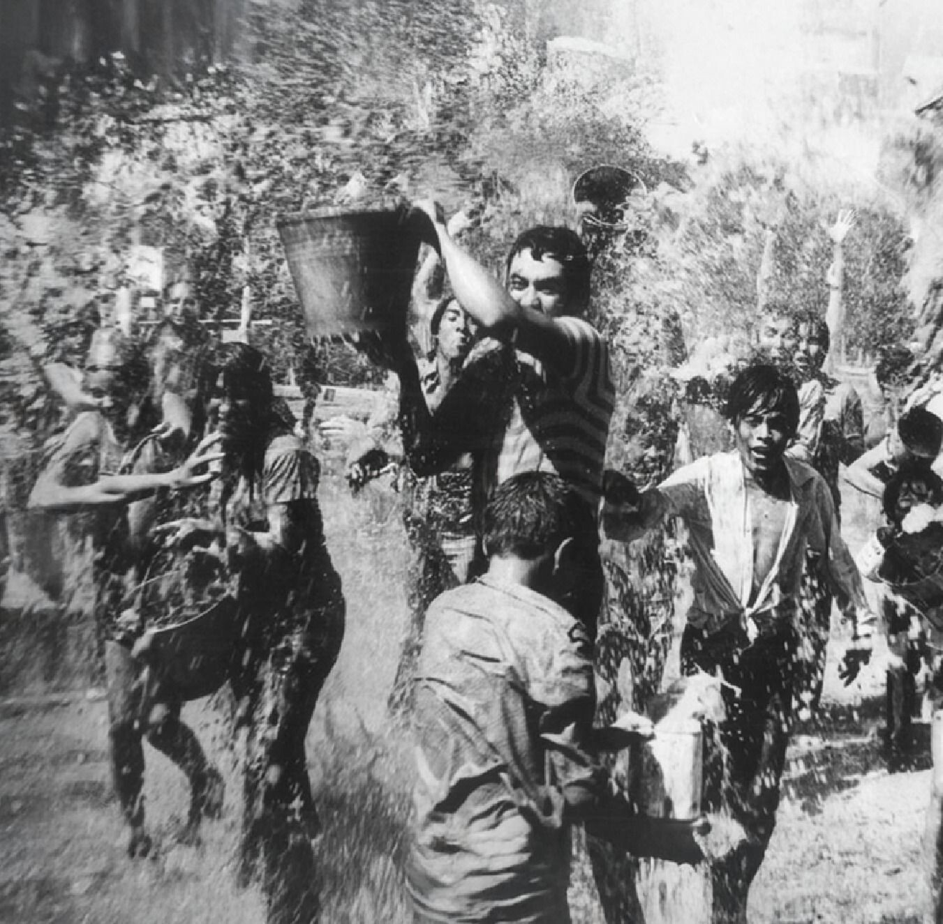La Municipalidad de la Ciudad de San Juan invita a los vecinos a revivir la alegría y el color de los tradicionales carnavales en las plazas de la Ciudad
