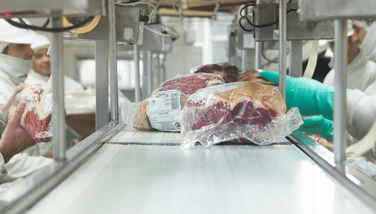 Casi U$S 7.000 por tonelada: la carne argentina bate récord en el precio de exportación