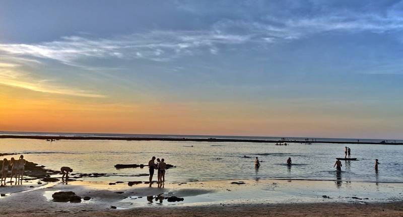 Playa de Las Canteras: Donde late el corazón de Las Palmas de Gran Canaria