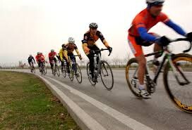 ccccccc.jpg Freno de golpe por no atropellar a un ciclista rodriguense sobre la Ruta Nacional N°5 en Chivilcoy