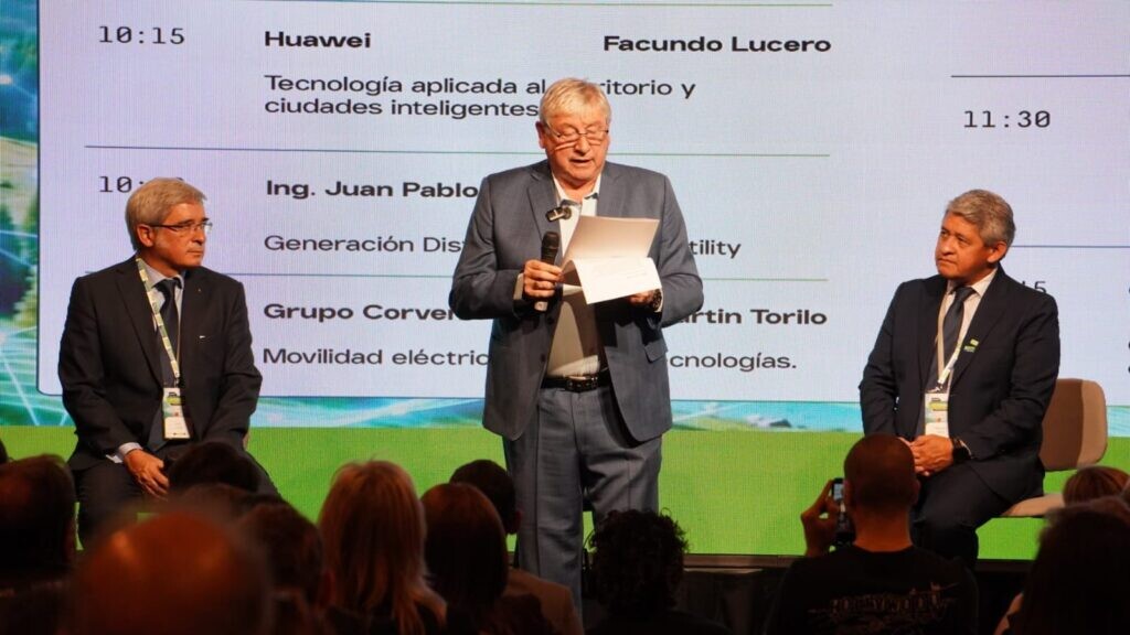 El Intendente Walter Cortés inauguró la Expo Bariloche Smart City