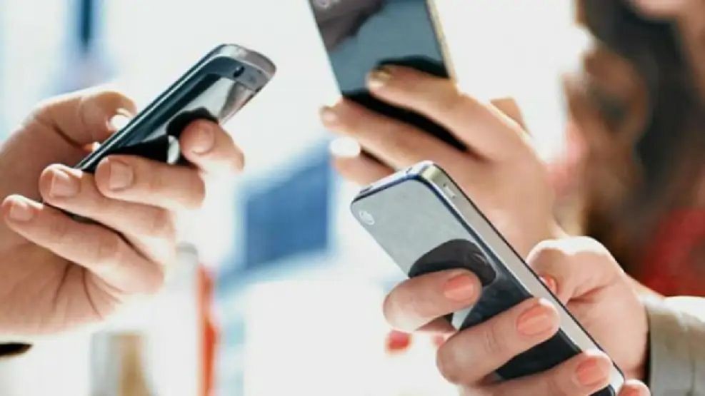 Oficializan la rebaja de aranceles para la importación de teléfonos celulares