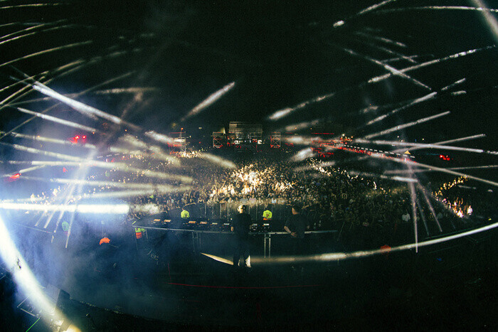The Chemical Brothers agitó a 15.000 personas en el Autódromo