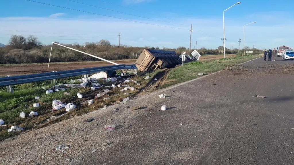 CONMOCIÓN Tragedia en Ruta 18: murieron dos camioneros tras un choque frontal.