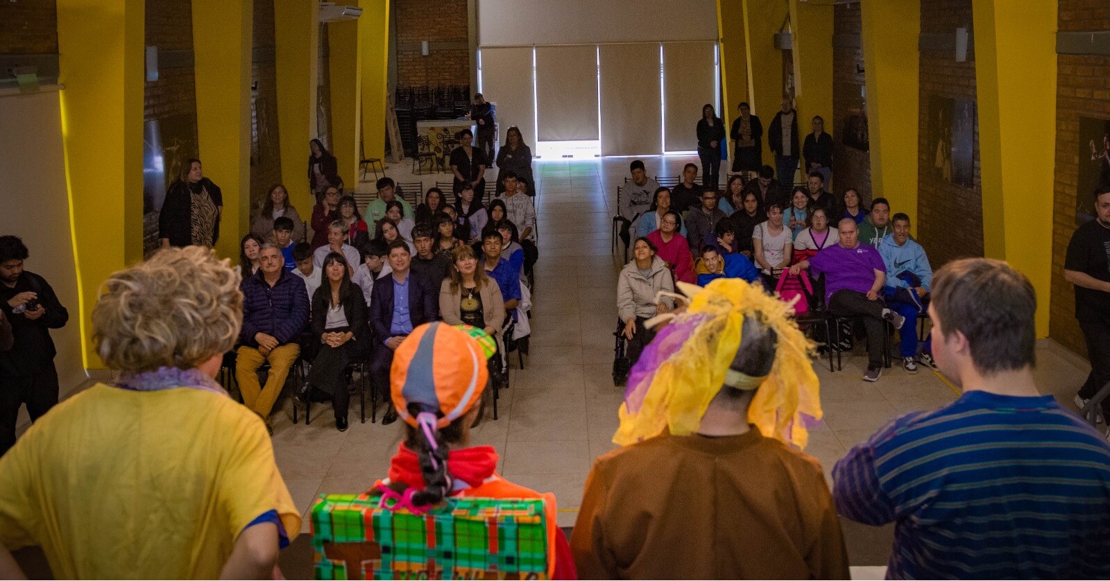 El intendente de Santa Lucia,Juan Jose Orrego participo  de la muestra del Cierre de Actividades ARID.