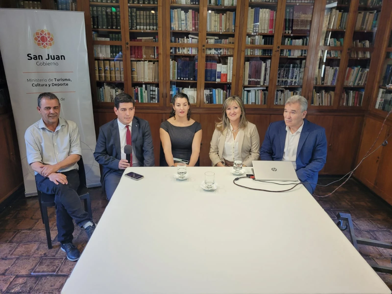 El Museo Casa Rosada dependiente de la Secretaria General de la Nación junto al Ministerio de Turismo, Cultura y Deporte lanzaron un proyecto de abordajes colectivos en torno a personajes relevantes en diálogo con el universo sarmientino.