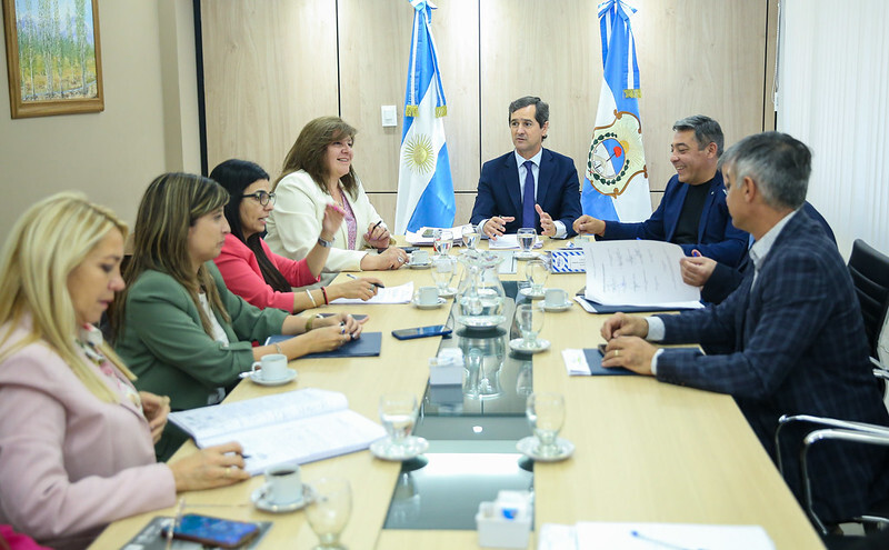 Los legisladores integrantes de las comisiones de Hacienda y Presupuesto, y Legislación y Asuntos Constitucionales (LAC), llevaron a cabo sus respectivas reuniones para analizar y estudiar los proyectos presentados.
