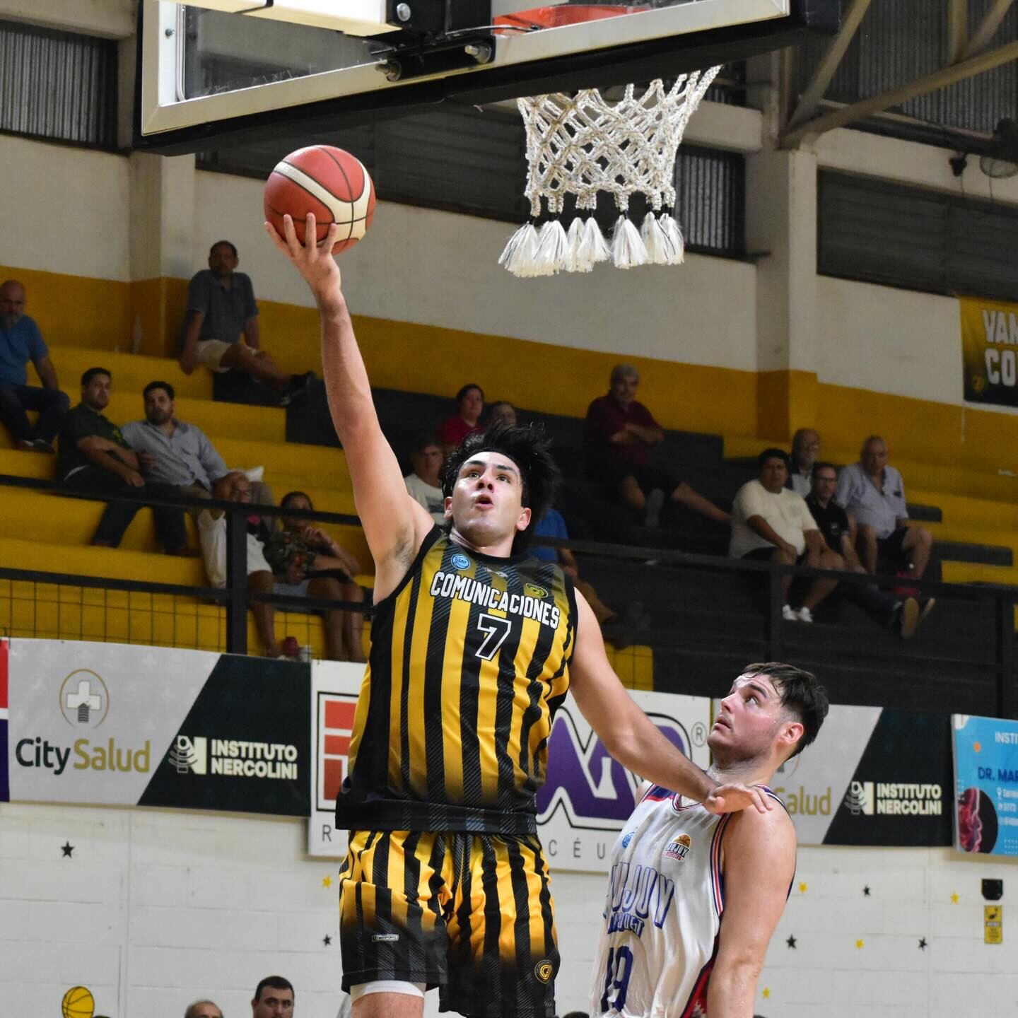 LIGA ARGENTINA – VICTORIA DE COMUNICACIONES EN CASA ANTE JUJUY BÁSQUET