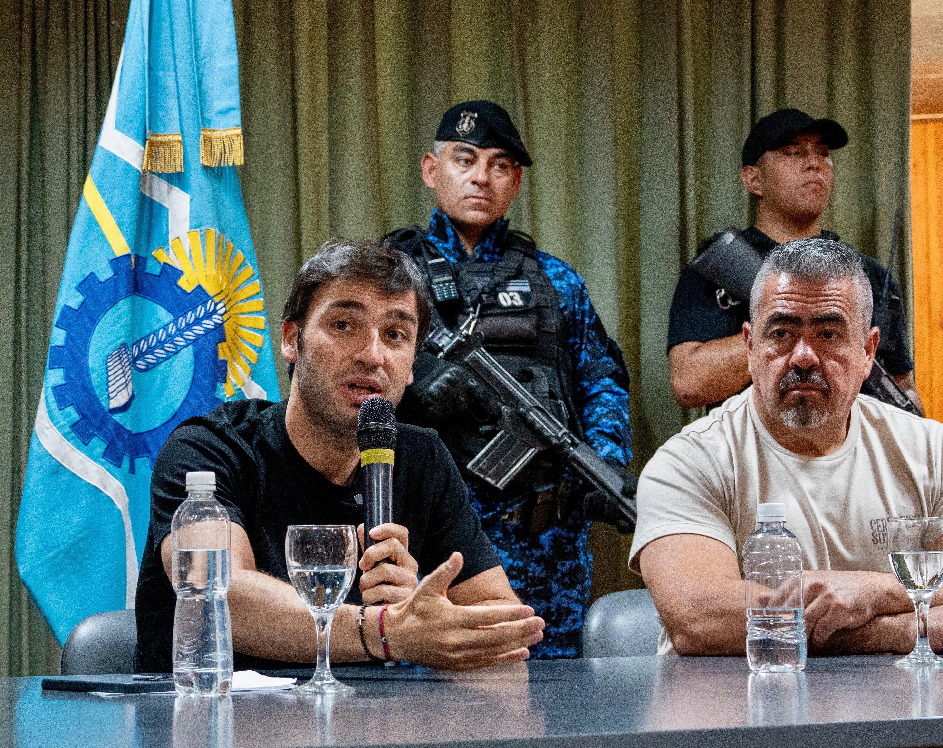 Torres presentó el Comando Unificado en Esquel y la Comarca