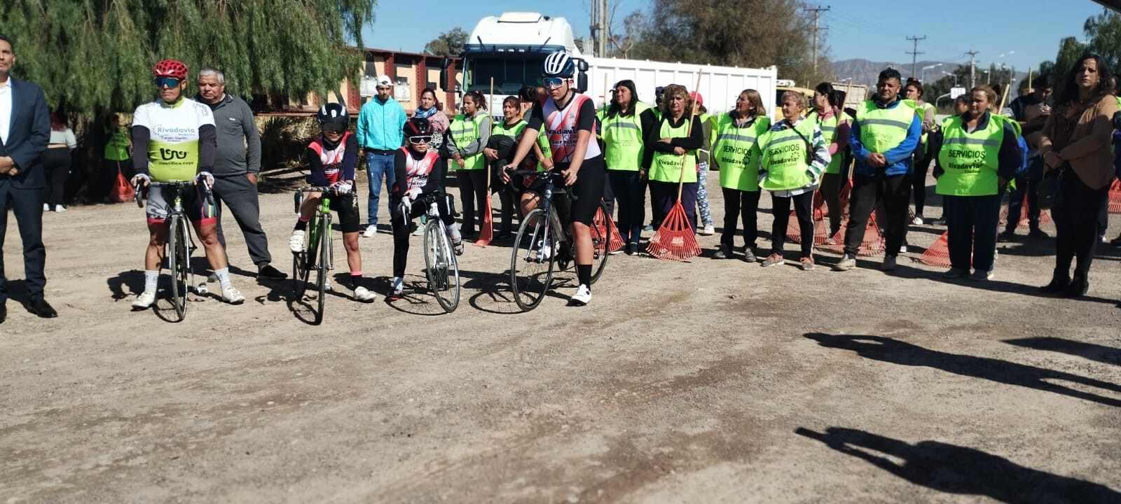construccion-parador-ciclista-2.jpeg