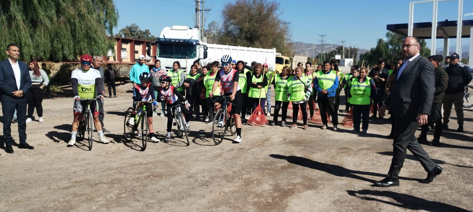 construccion-parador-ciclista-4.jpeg