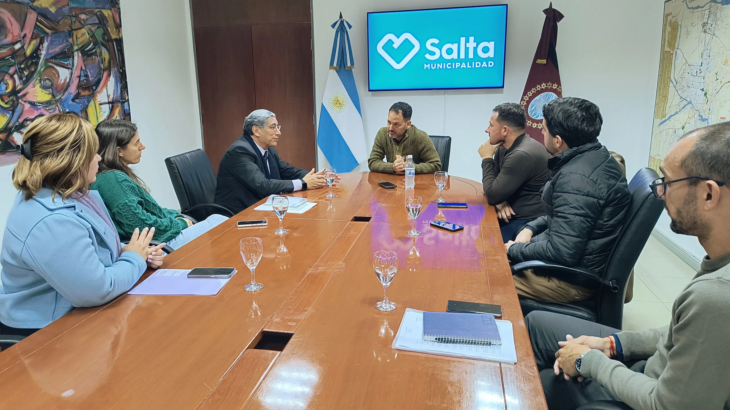 convenio-unsa-4-scaled.webp Municipalidad de Salta: Convenio con la UNSa para la primera licencia de conducir