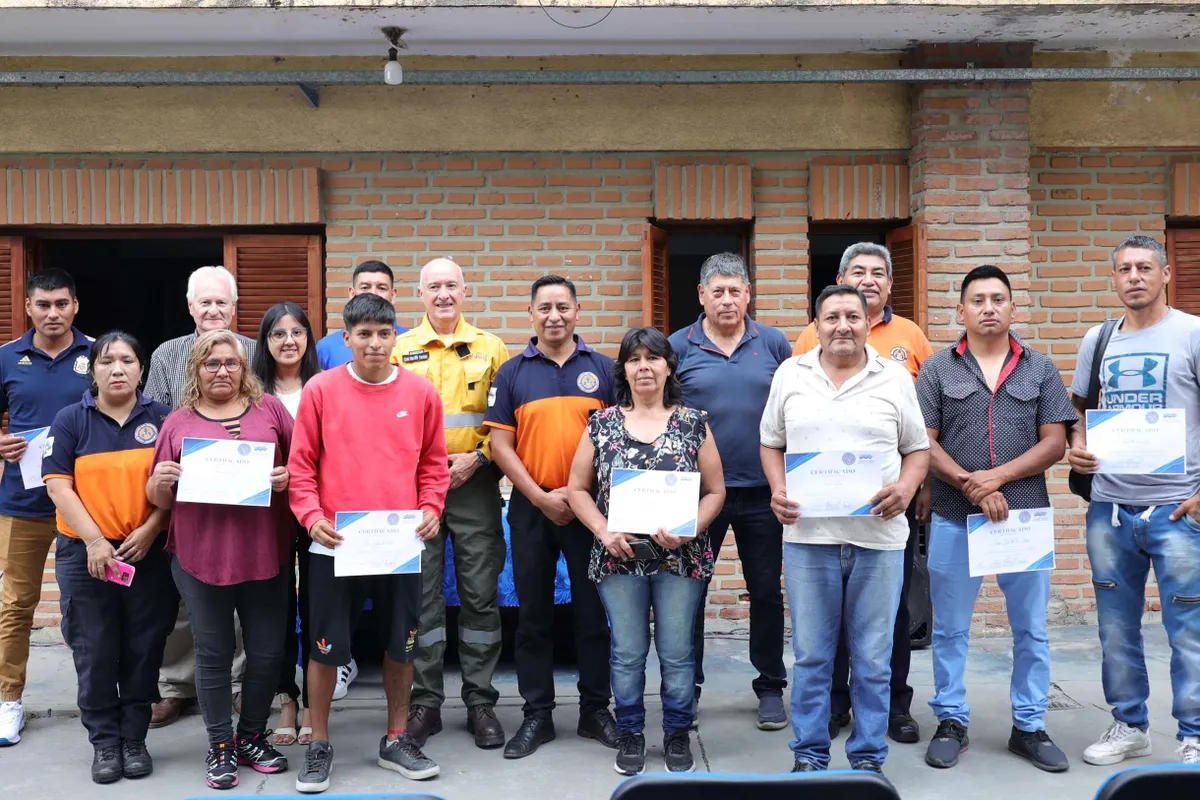 Cooperativas de trabajos hídricos, capacitadas en primeros auxilios