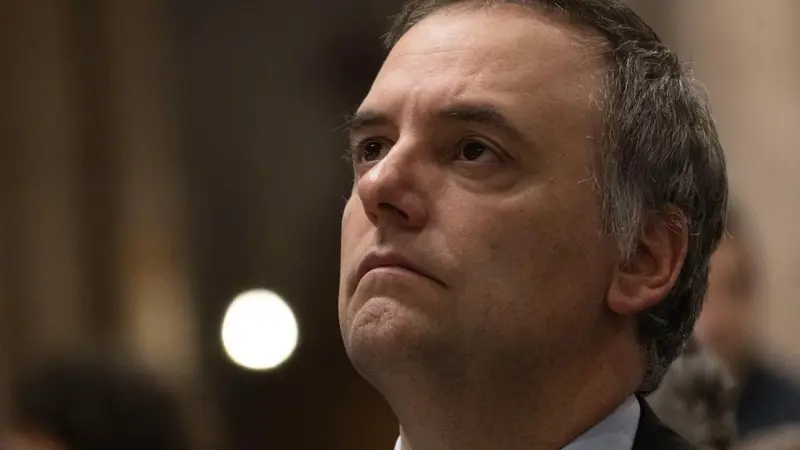 cuasdrillas.jpeg Ruido en el Gobierno por la caja de Pandora que abrió Adorni con la «Inocencia Fiscal»