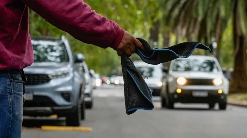 El Senado dio media sanción a la prohibición de cuidacoches: ahora deberá ser ratificada en Diputados